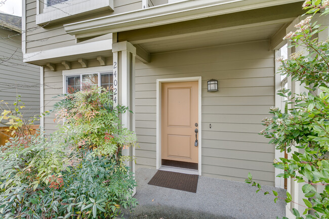 Building Photo - Beautiful Bothell Home For Rent!