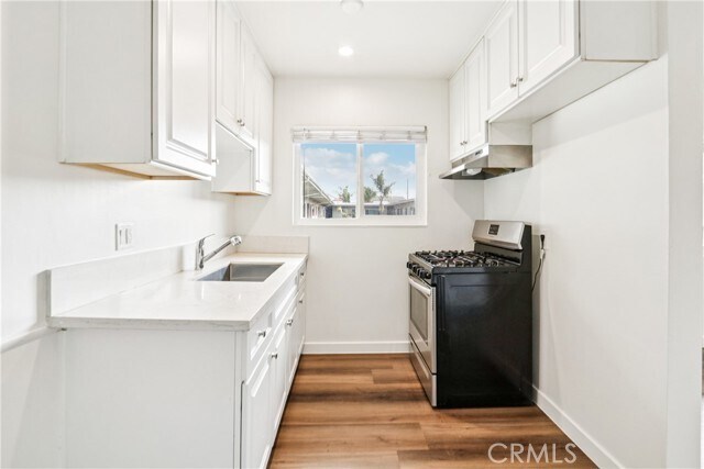 Building Photo - 7745 Laurel Canyon Blvd