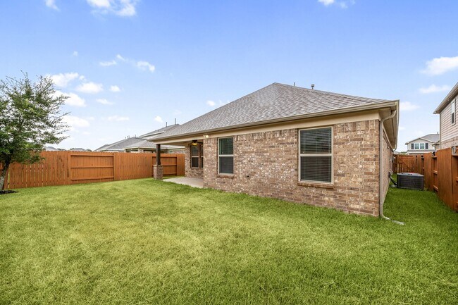 Building Photo - 32659 Timber Point Dr