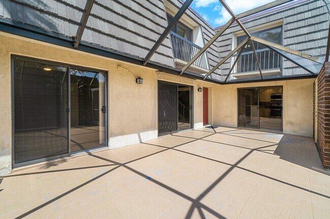 Building Photo - 1311 13th Terrace