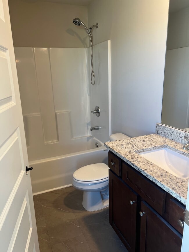 Building Photo - 2120 Birch Mountain Run