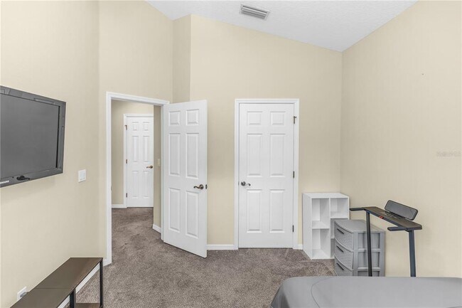 Building Photo - 540 Pinebranch Cir