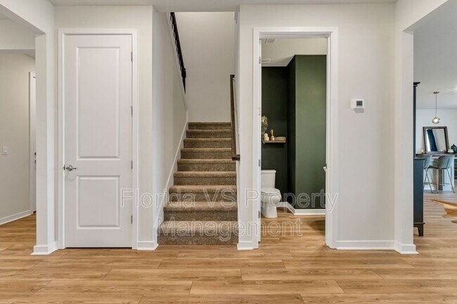 Building Photo - 5674 Arborvista Dr