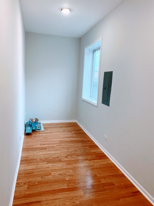 Building Photo - 737 W 26th St