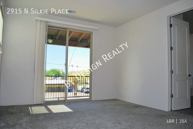 Building Photo - Miramonte at Glenn 4 Bed 2.5 Bath - 1.5 Mi...