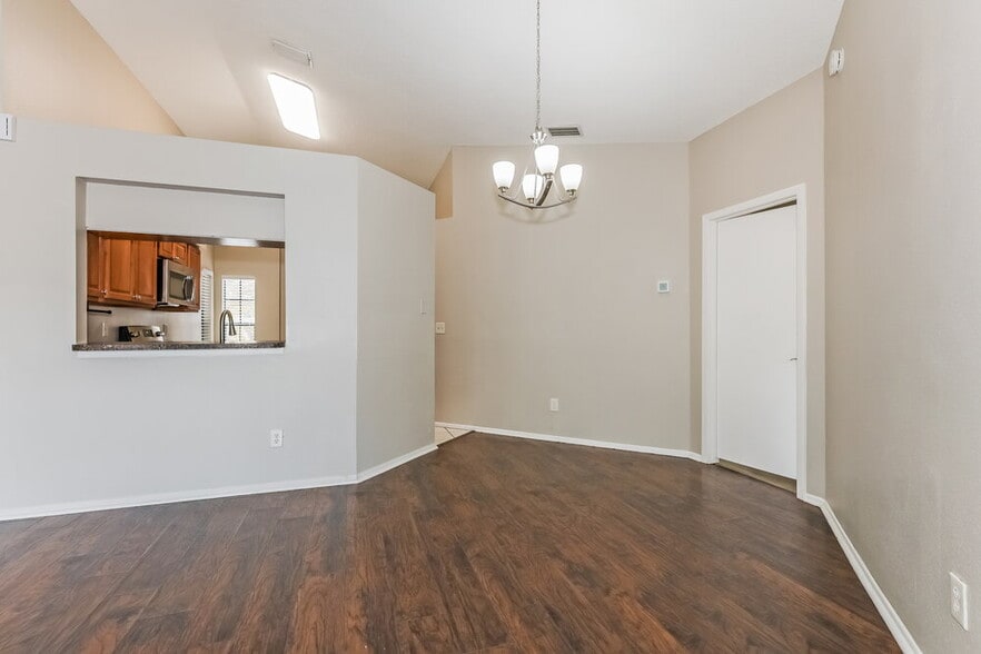 Building Photo - 11506 Smokethorn Dr