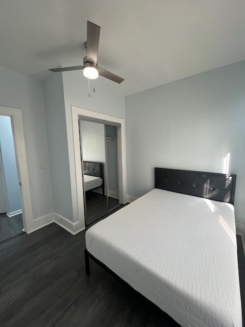 Building Photo - 301 Maple St