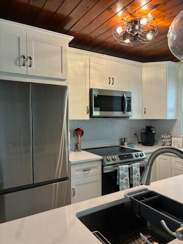 Building Photo - 4404 SE Mulford Ln