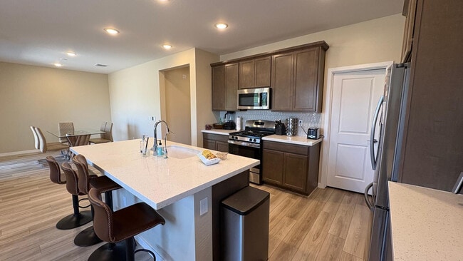 Building Photo - 17744 W Cassia Way