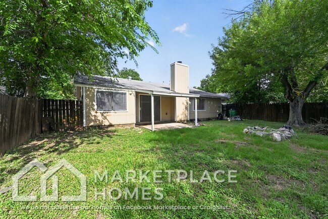 Building Photo - 1707 Provident Ln