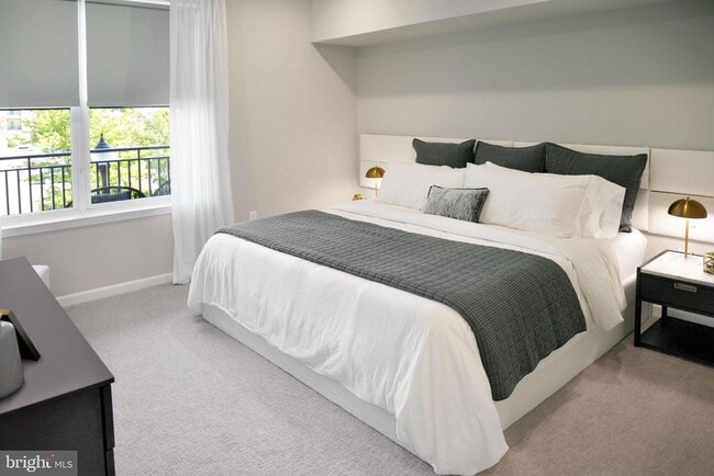 Building Photo - 3507 Del Mar Dr