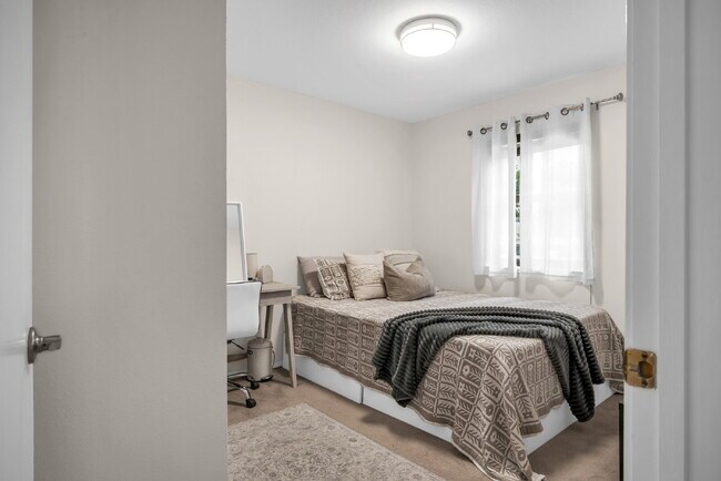 Building Photo - 6 month lease available now through March 2027