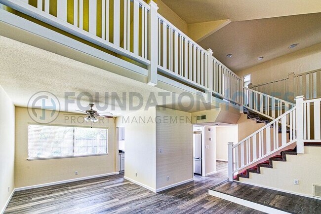 Building Photo - 404 San Marin Dr