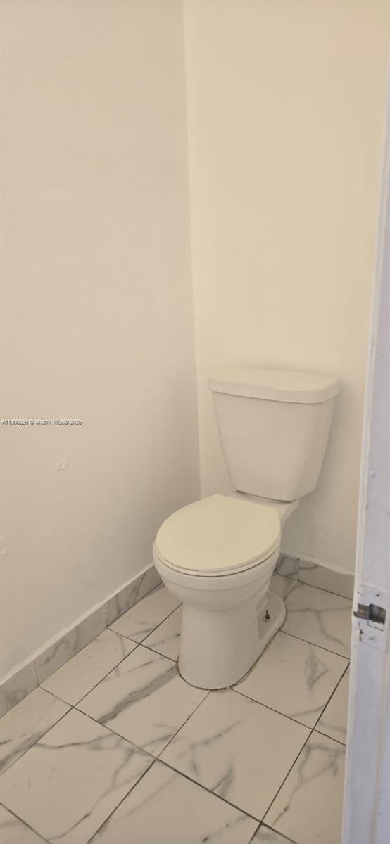 Building Photo - 6325 SW 138th Ct