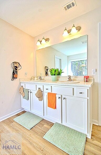 Building Photo - 980 Turpentine Trl