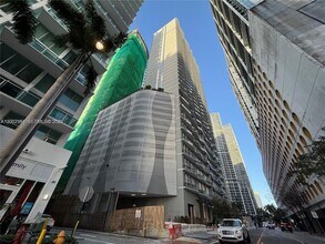 Building Photo - 77 SE 5th St