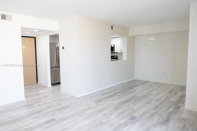 Building Photo - 2055 SW 122nd Ave
