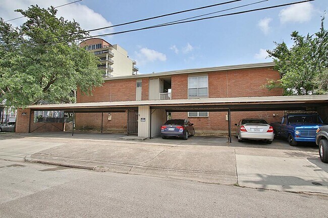 Building Photo - 3702 Flora St