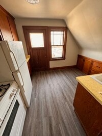 Building Photo - 2229 Blake Ave