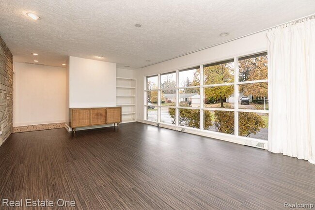 Building Photo - 509 Walbridge Dr