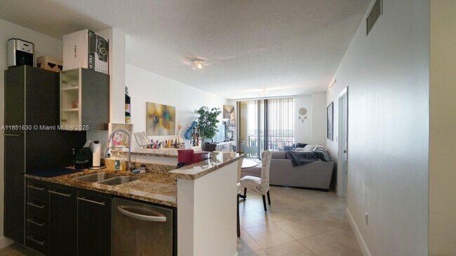 Building Photo - 550 Okeechobee Blvd