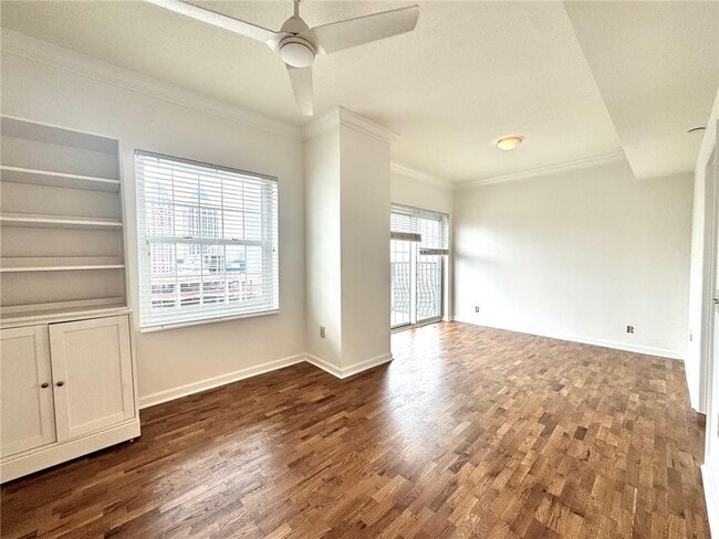 Building Photo - 195 14th St NE