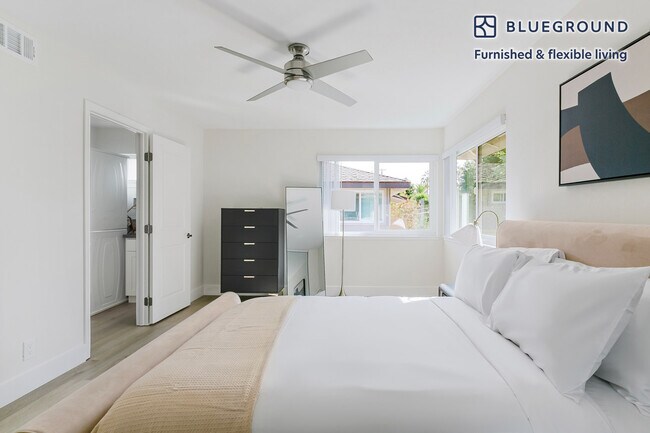 Building Photo - 854 Jordan Ave