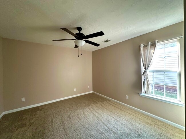 Building Photo - 960 Watermark Dr