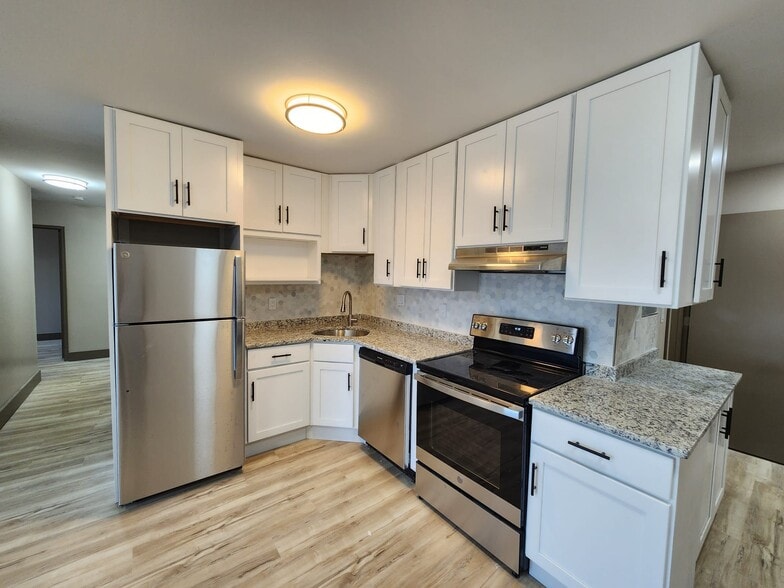 Highland Ridge Apartments 329353 Schraffts Dr Waterbury CT 06705