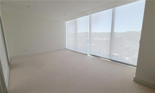 Building Photo - 550 Market St