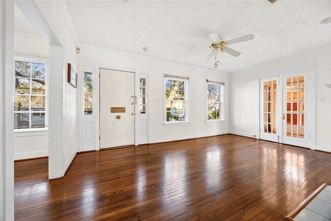 Building Photo - 3014 Prospect St