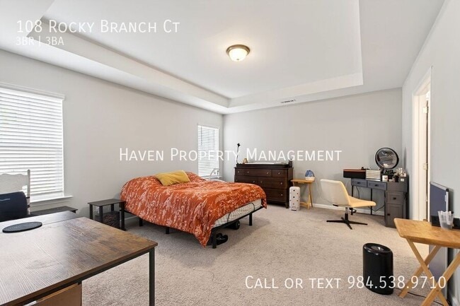 Building Photo - 108 Rocky Br Ct