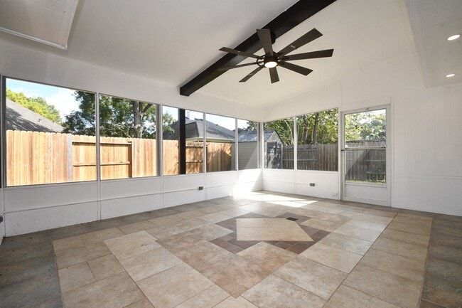 Building Photo - 19734 Redroot Dr