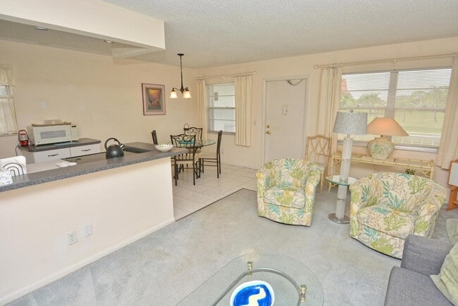 Building Photo - 1225 NW 21st St