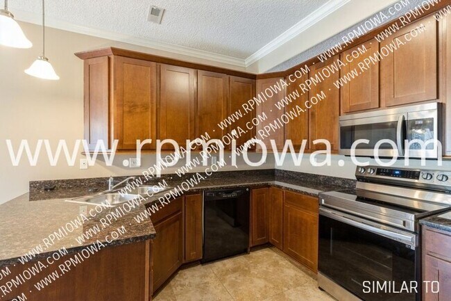 Building Photo - 3915 141st St.