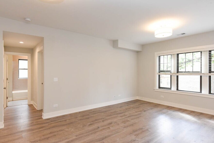 Building Photo - 1139 Maple Ave