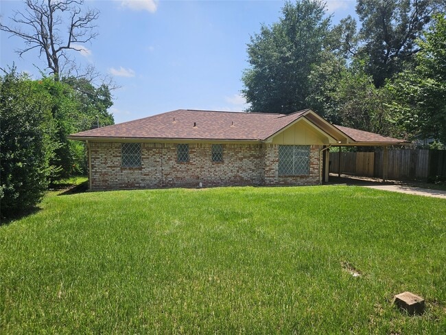 Building Photo - 207 Shadow Oaks Dr