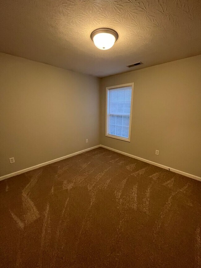 Building Photo - Upper Stone Apartments