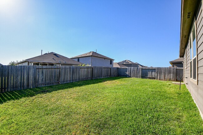 Building Photo - 2730 Ibis Wy