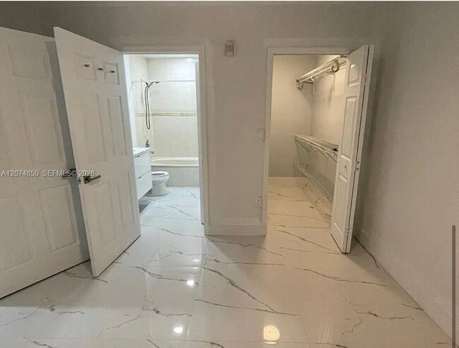 Building Photo - 20950 SW 87th Ave