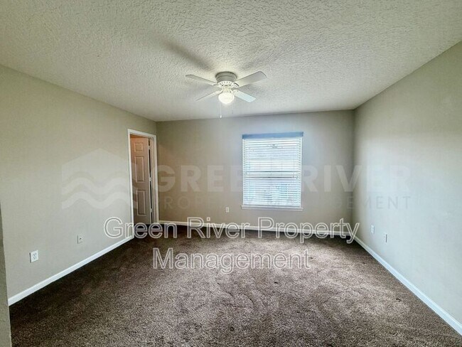 Building Photo - Calming Water Dr 1500