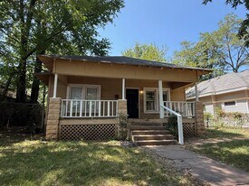 Building Photo - 1108 N Cheyenne Ave