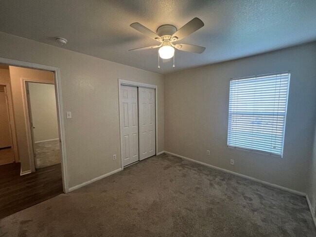 Building Photo - 5701 Capricorn Loop