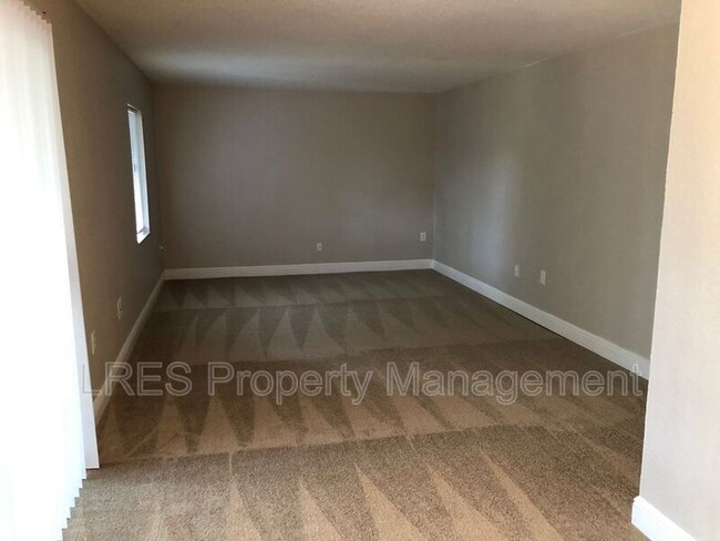 Building Photo - 4773 S Texas Ave