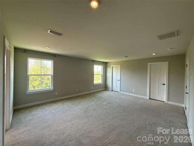 Building Photo - 14012 Sunnyhill Grove Rd