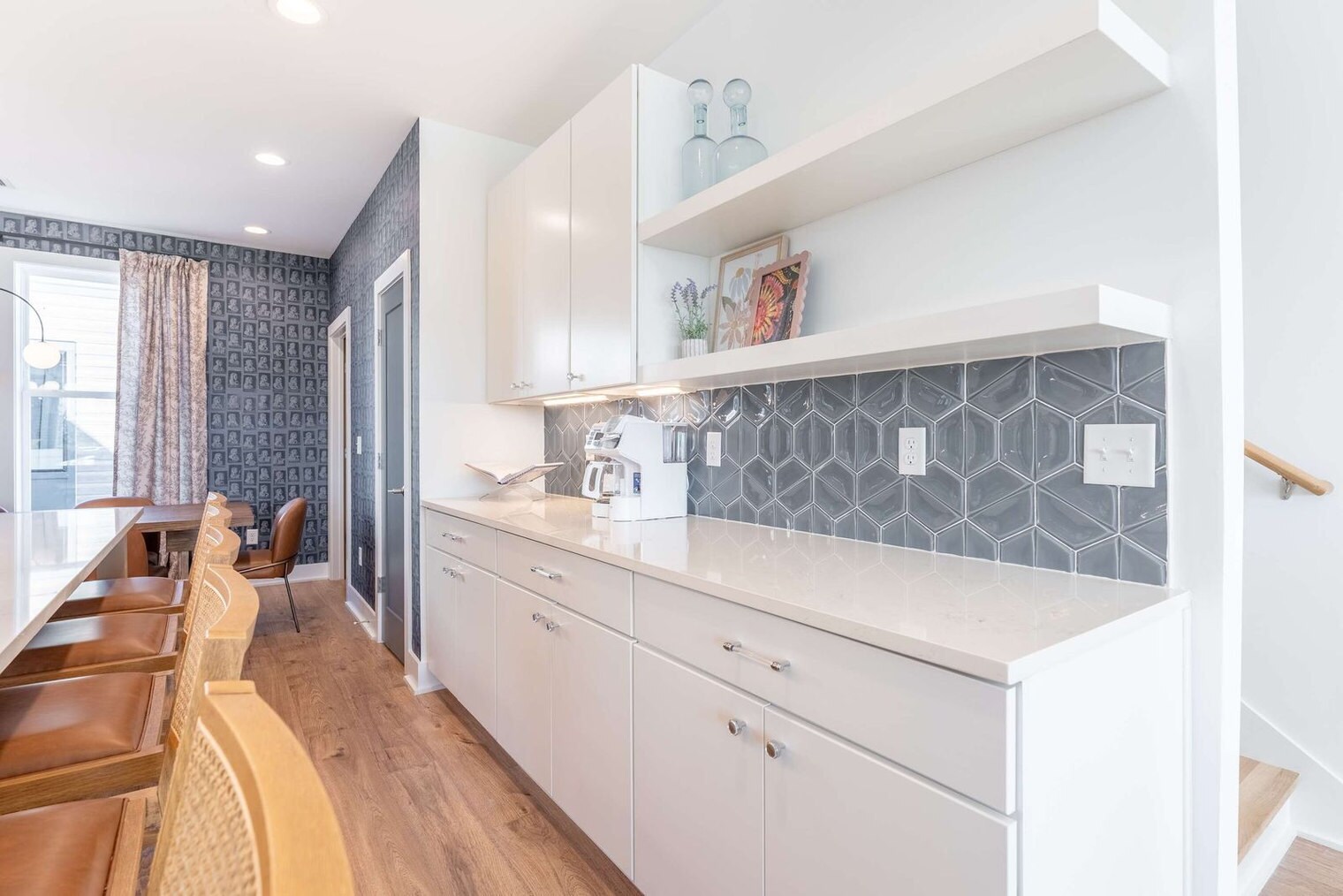 Building Photo - 113 Lucile St