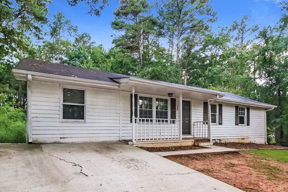 Building Photo - 30 Hidden Pines Dr