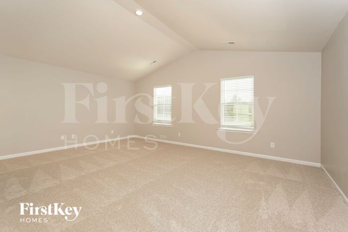 Building Photo - 133 Expansive Dr