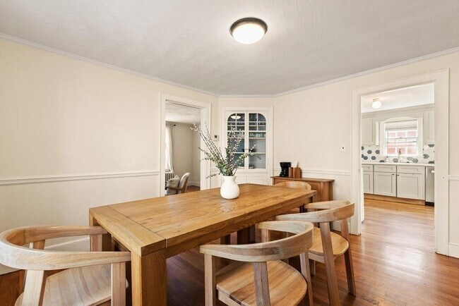 Building Photo - 7 Marrigan St