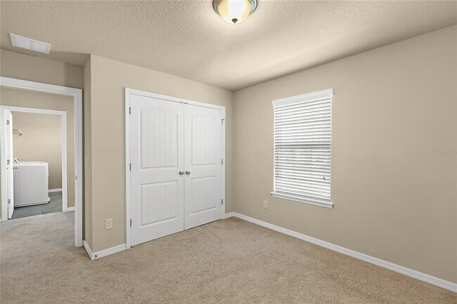 Building Photo - 16043 Pebble Blf Lp